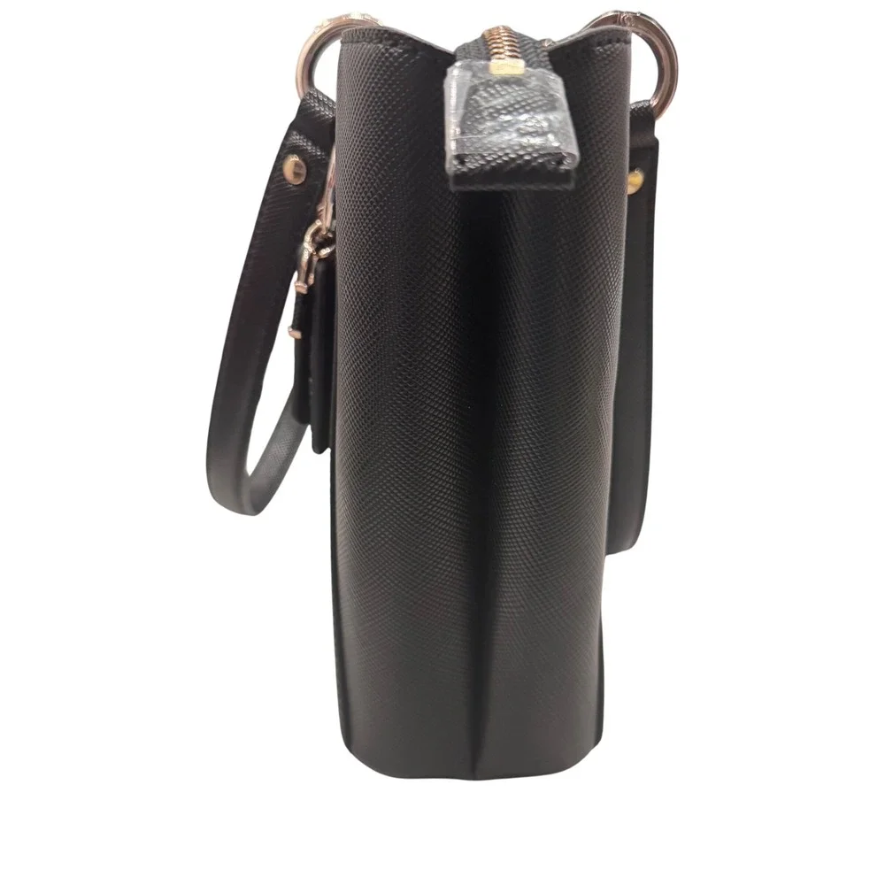 GUESS Est 1981 Noelle Black Tote with Charms Dbl Compartments Zip‎ topEUC 9x12x4